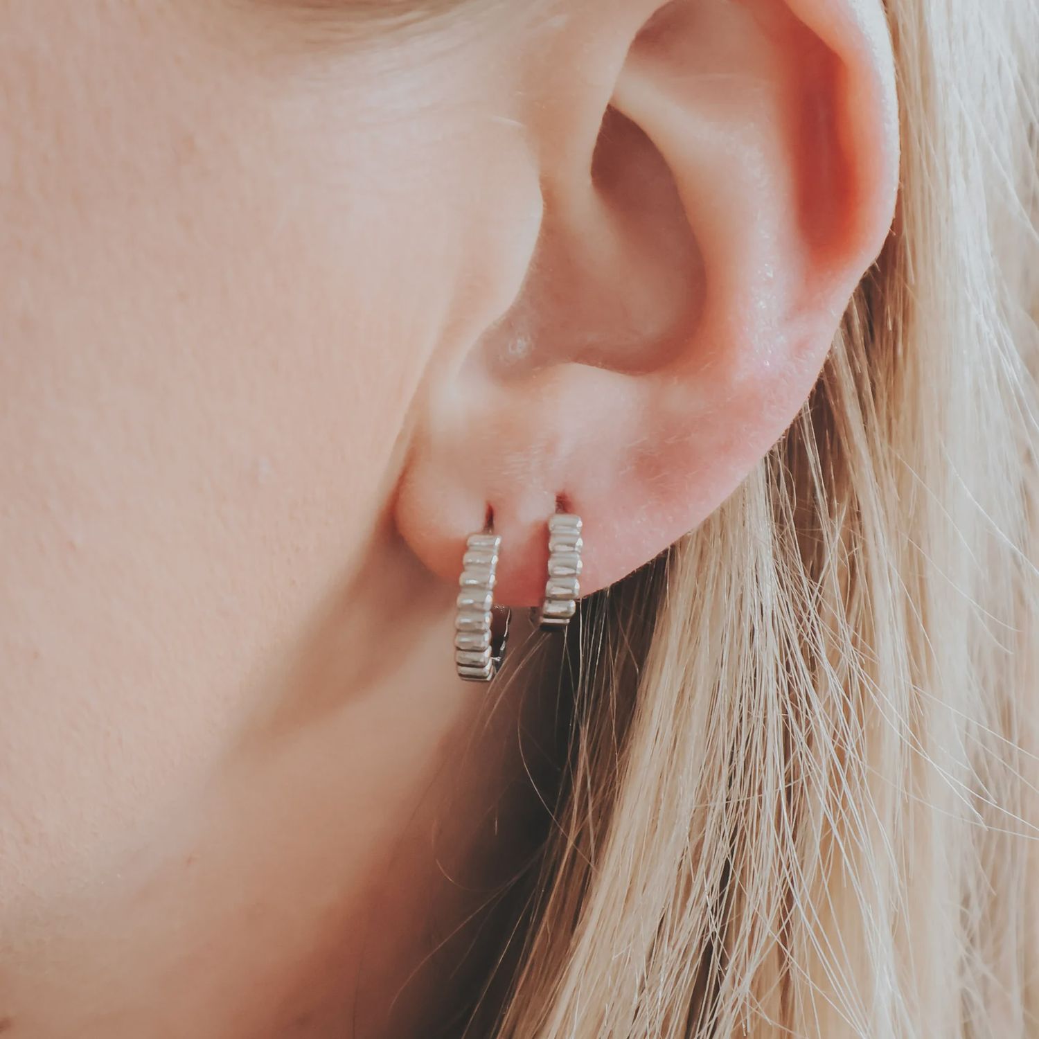 Ribbed Hoops - Silver