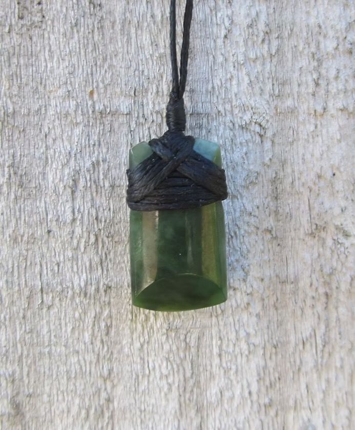 New Zealand Greenstone Toki  Necklace 25mm