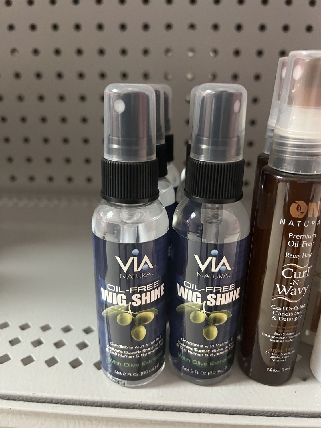 VIA NATURAL OIL FREE WIG SHINE