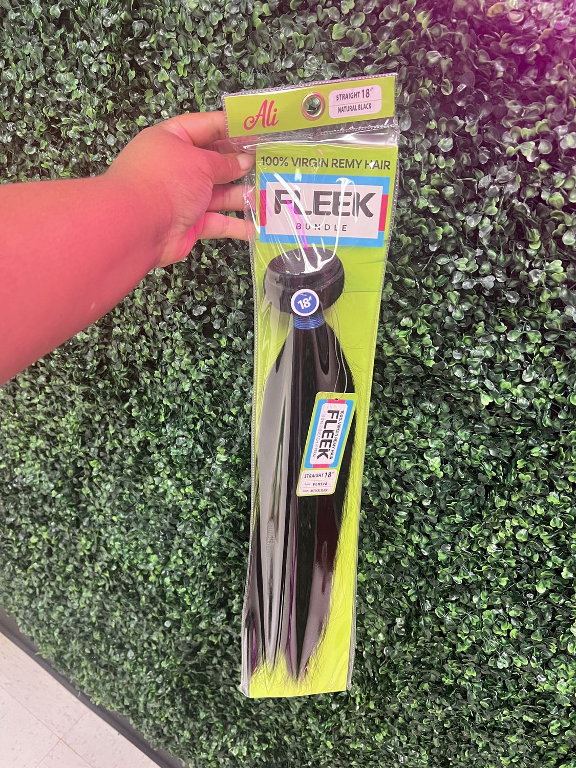 FLEEK BUNDLE STRAIGHT 18&quot;
