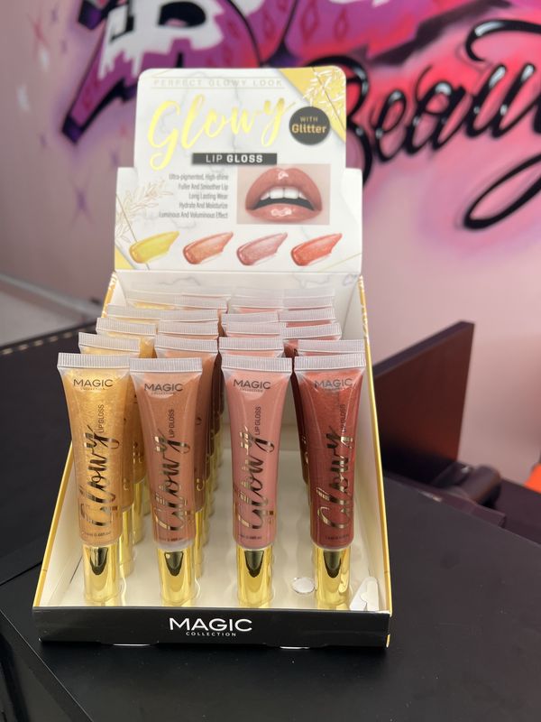 GLOWY MAGIC LIP GLOSS
