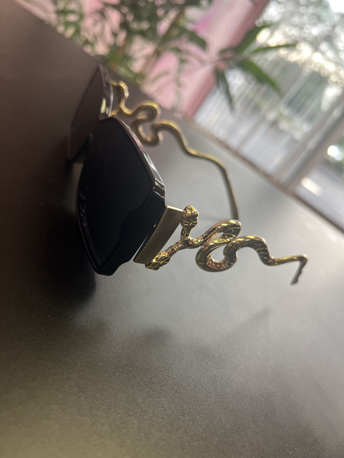 LUX SUNGLASSES