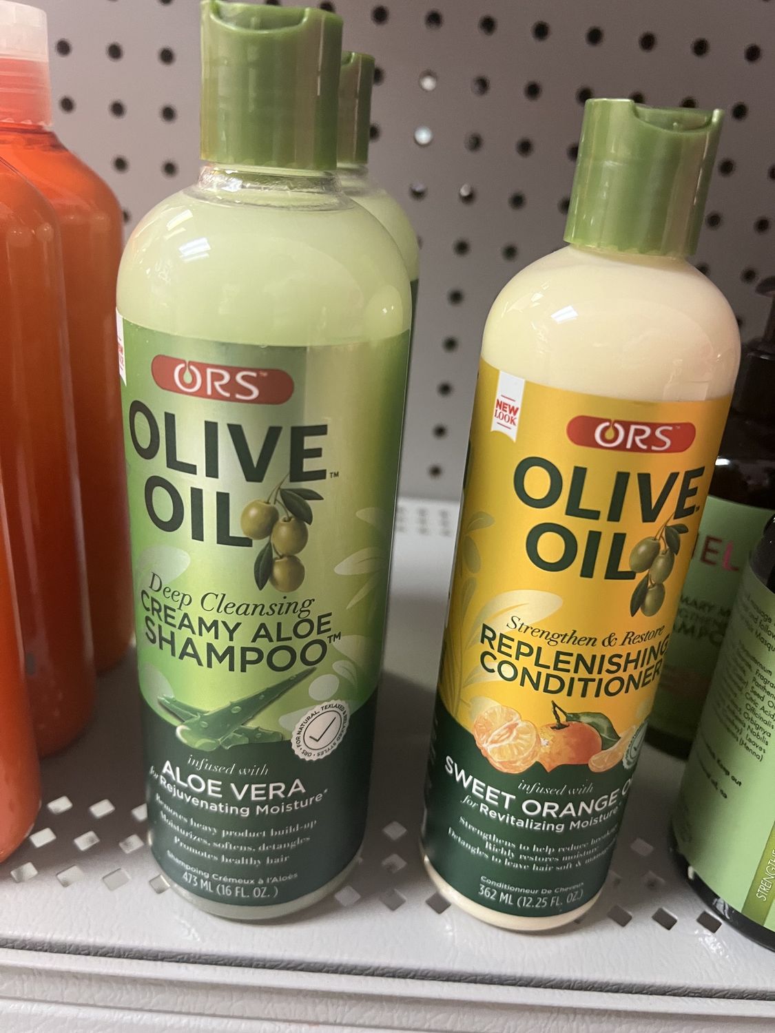 OLIVE OIL CREAMY ALOE SHAMPOO