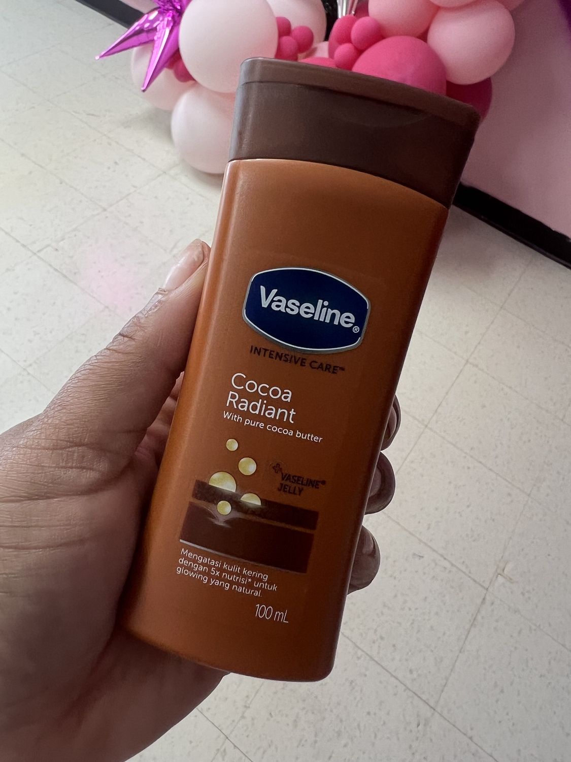 VASELINE COCOA RADIANT LOTION 100ML