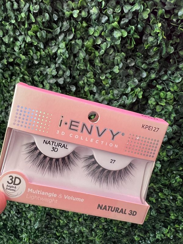 I-ENVY 3D LASHES