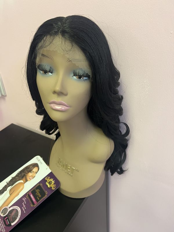 HAIR TOPIC HD LACE WIG- MEGA LACE 122