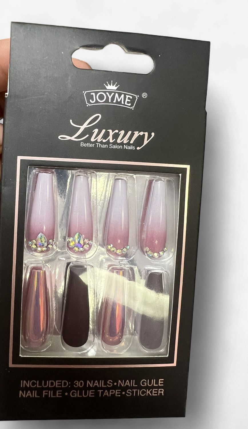 Lux Design Press On Nails