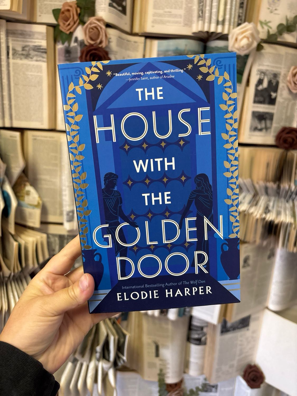 The House with The Golden Door - (Wolf Den Trilogy) Elodieper (Paperback)