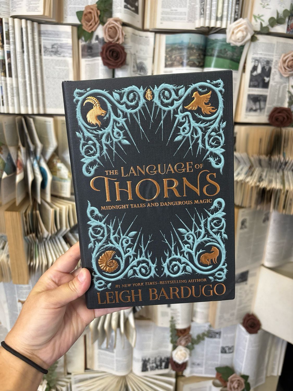 Language Of Thorns: Midnight Tales And Dangerous Magic