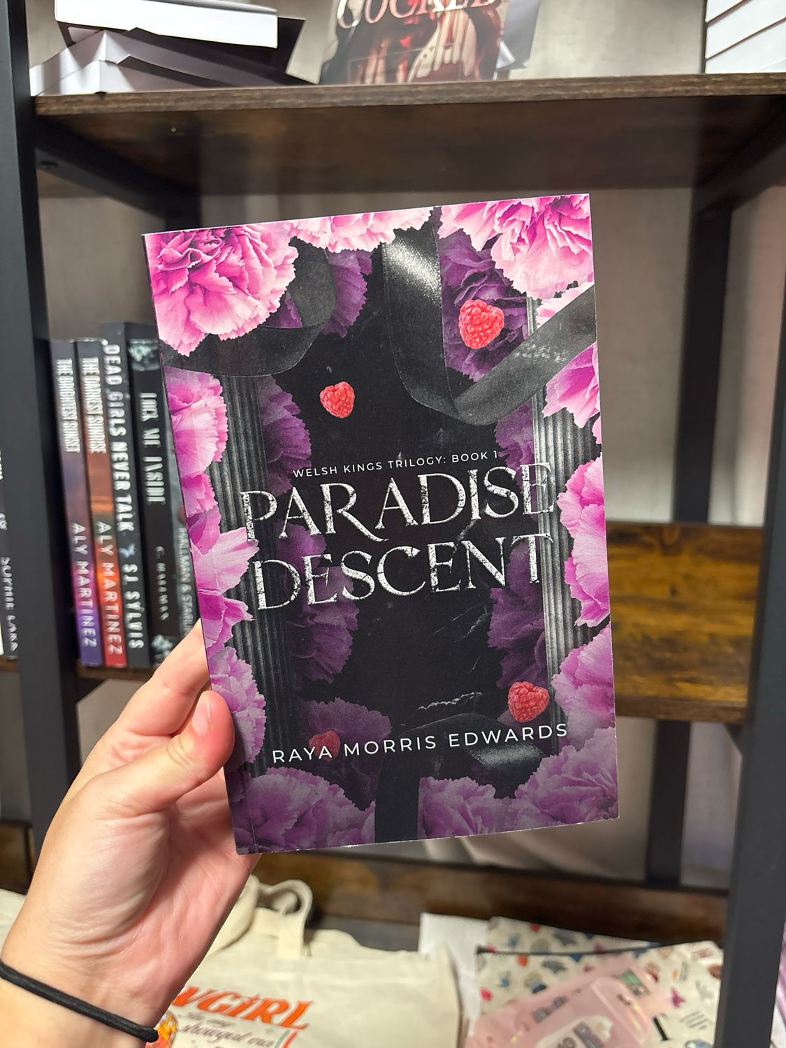 paradise descent- raya morris edwards