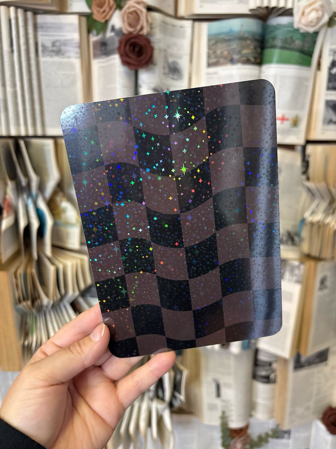 Black and Grey Checkered Kindle Insert