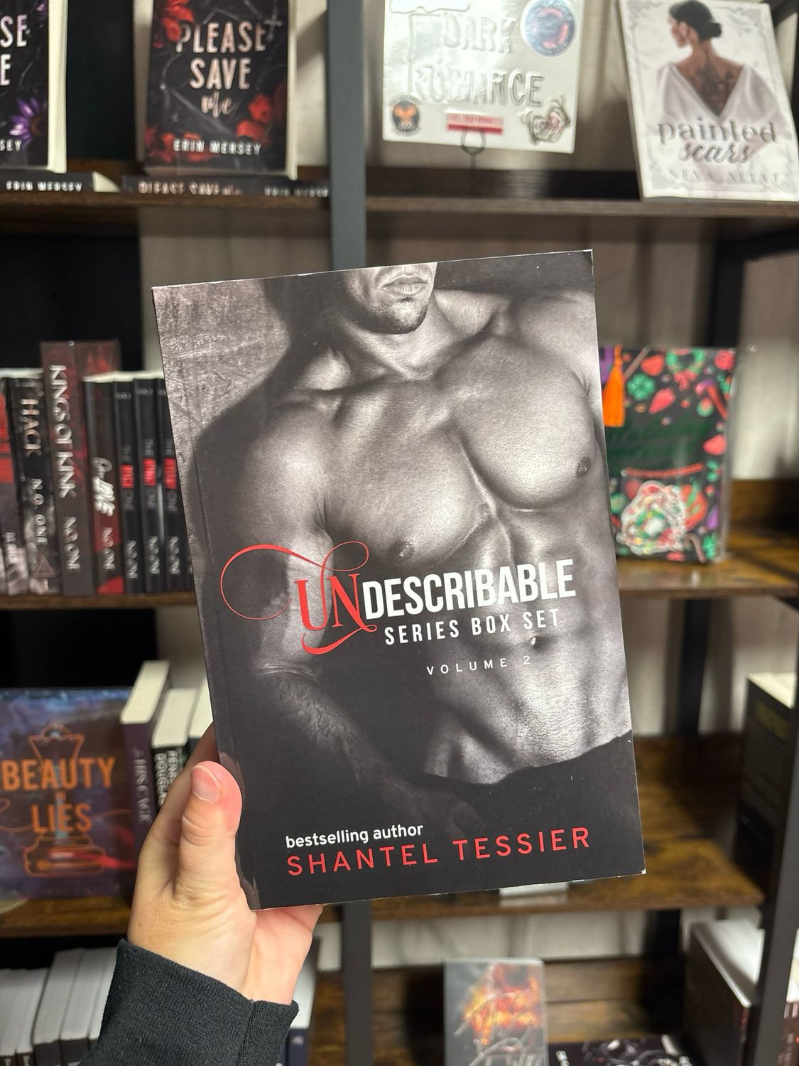 Un series complete box set Vol 2, by Shantel Tessier