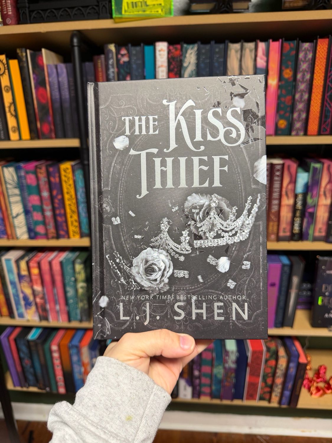 The Kiss Thief (deluxe Edition) LJ Shen