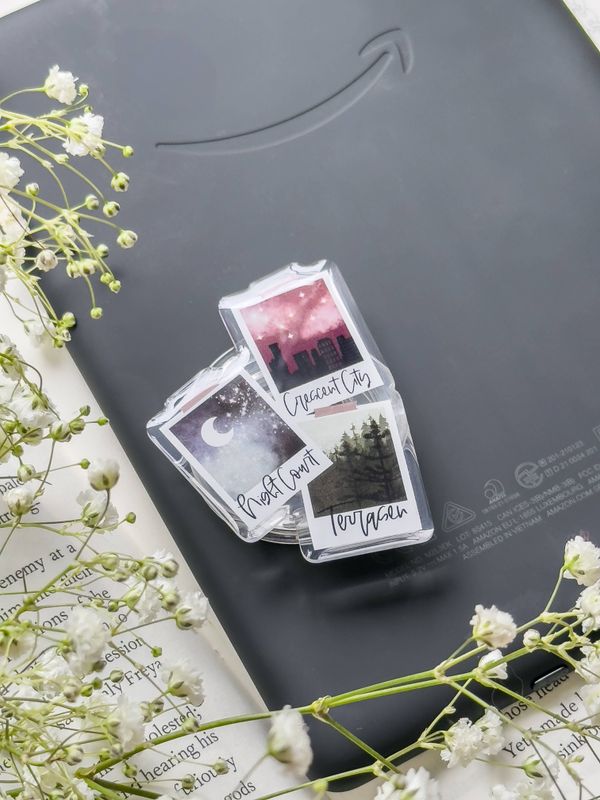 SJM Maasiverse Wanderlust Kindle / Phone Grip