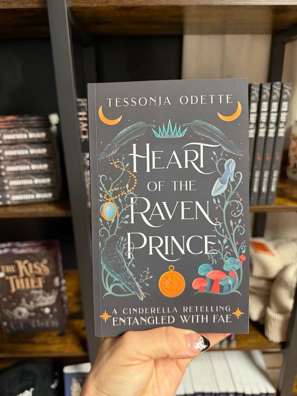 Heart of the Raven Prince - (Entangled with Fae) by Tessonja Odette (Paperback)