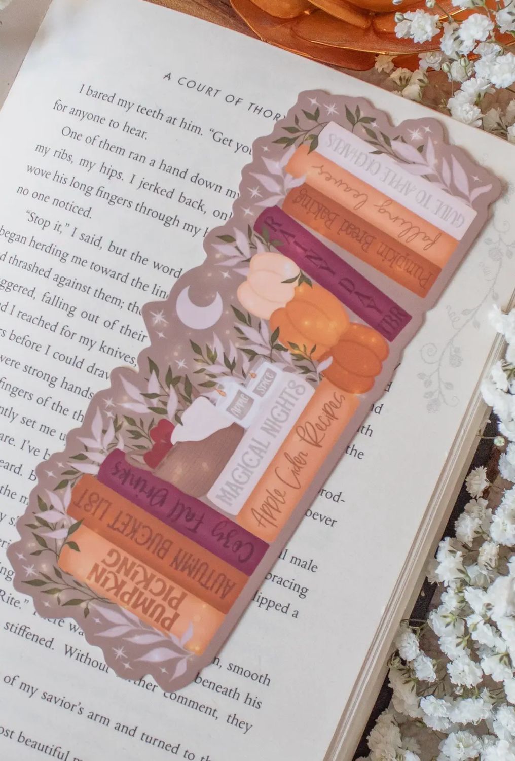Cozy Autumn Bookshelf- Die Cute Bookmark