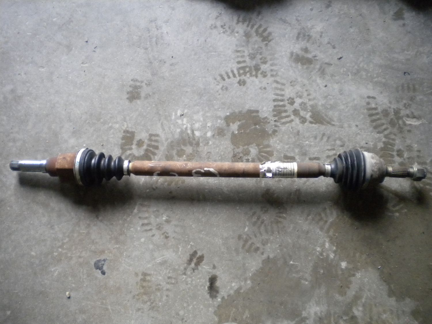 Semiasse destro per Citroen C3 1100 del 2005 usato.