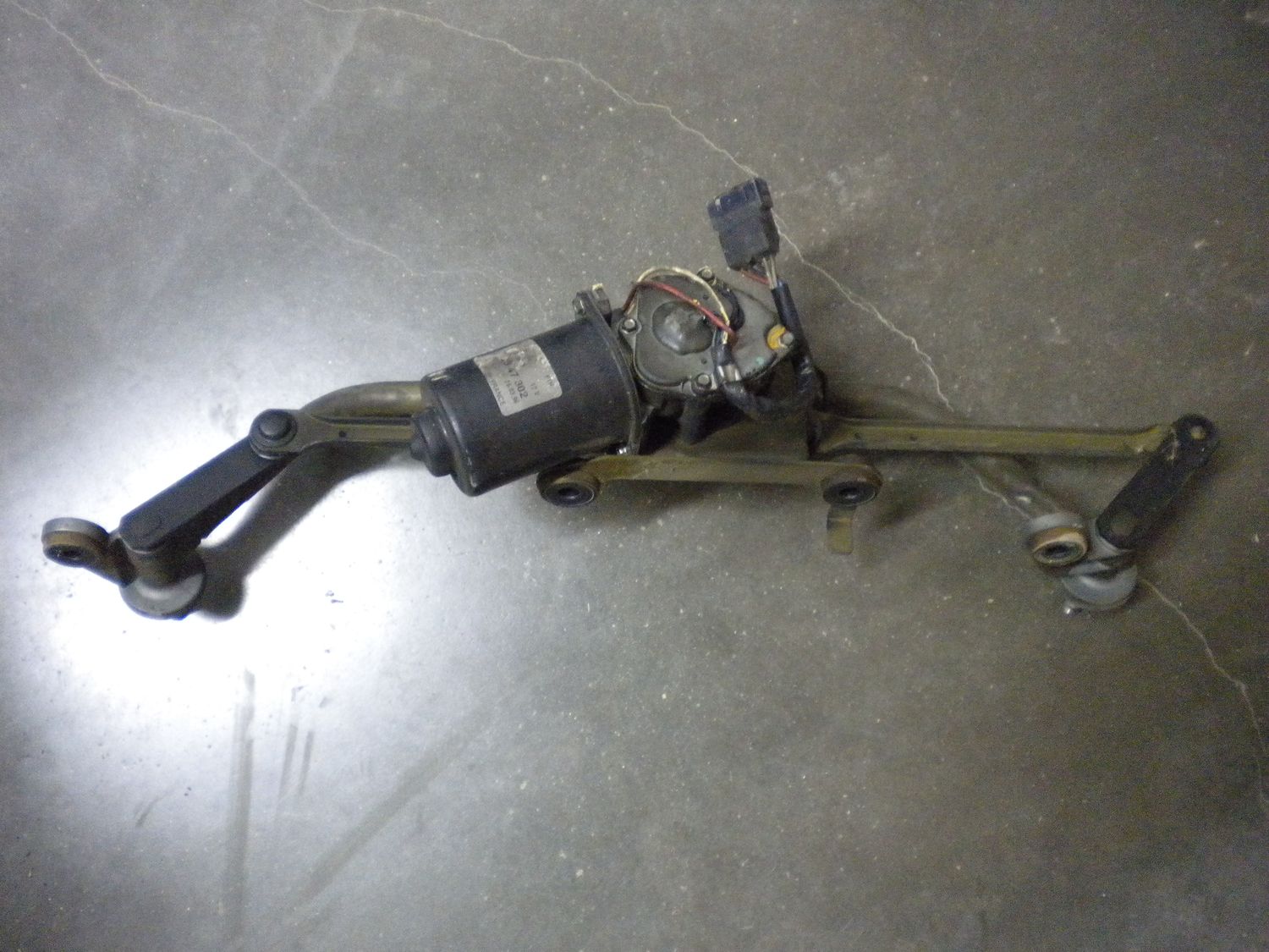 Meccanismo tergicristalli anteriore completo di motorino codice US-53547302 per Fiat Ulysse, usato.