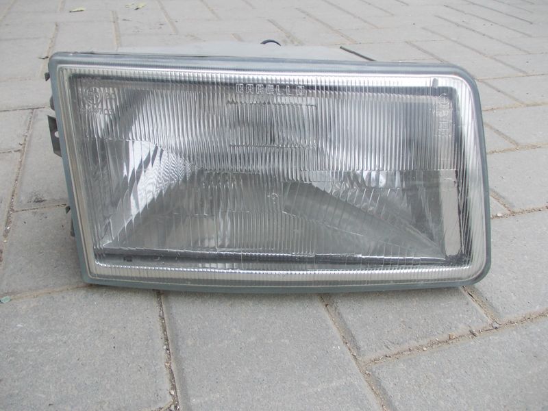 Faro fanale anteriore destro Fiat Ducato dal 94 al 2001 usato.