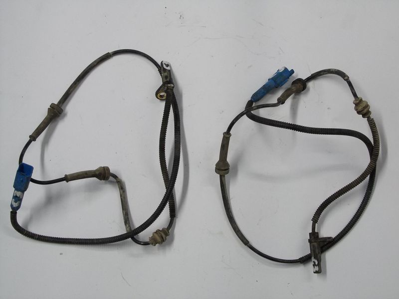 Sensori ABS per Citroen C3 codice 9638720180 usati.