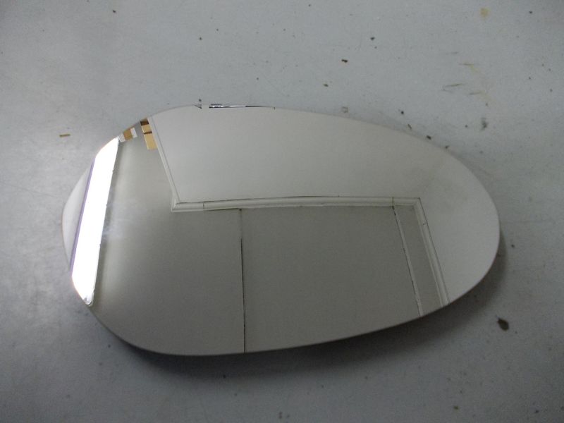 Vetro per specchio retrovisore destro elettrico per Lancia Y codice 71734083 nuovo.