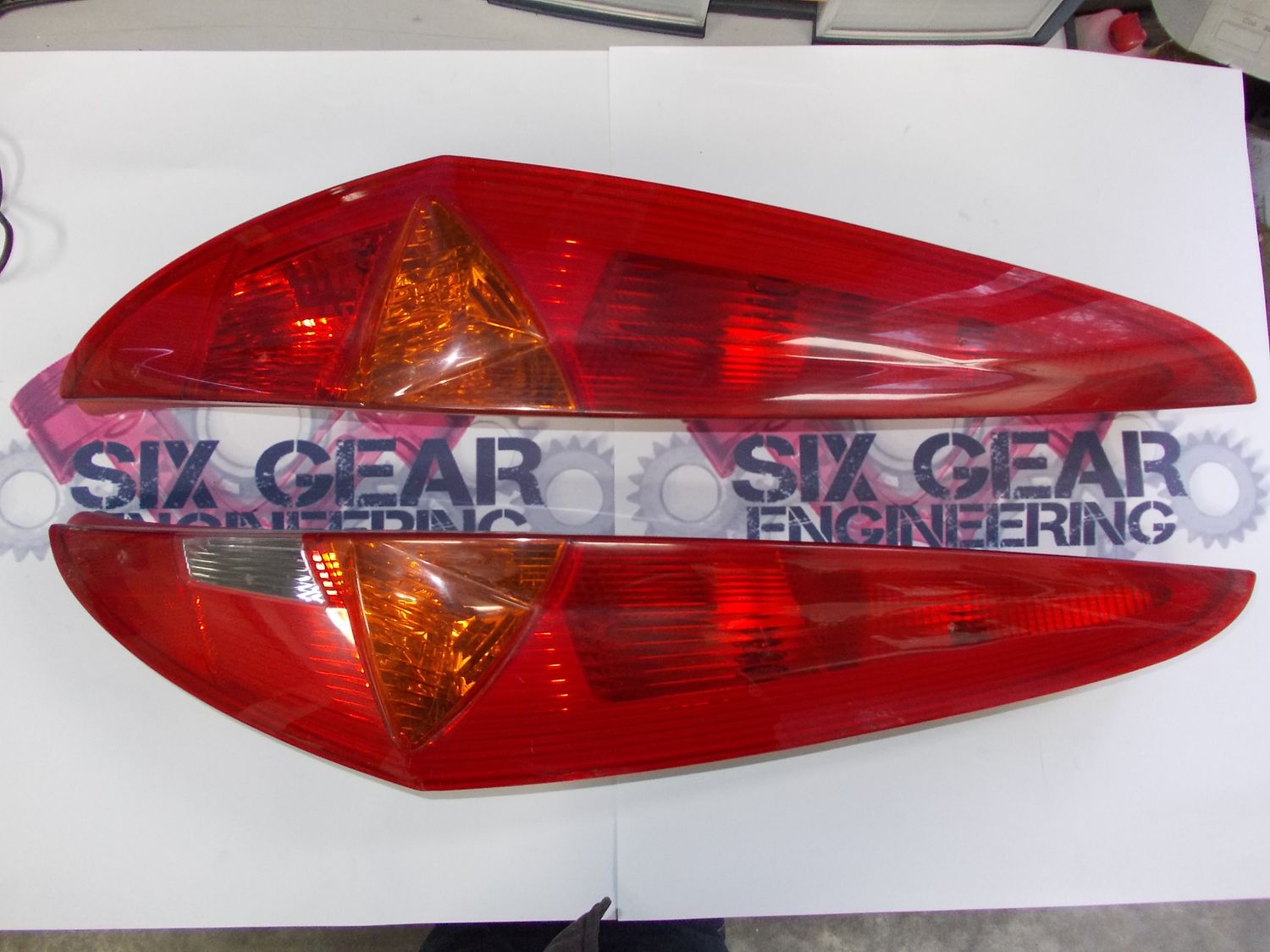 Faro fanale posteriore Fiat Punto 3 porte mod. 188. Anni produzione 1999/2003. Usati. Faro fanale posteriore Fiat Punto 3 porte mod. 188. Anni produzione 1999/2003. Usati.