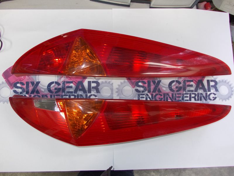 Faro fanale posteriore Fiat Punto 3 porte mod. 188. Anni produzione 1999/2003. Usati.