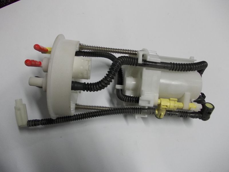 Filtro benzina Honda Jazz codice 17048-TF0-000 nuovo.