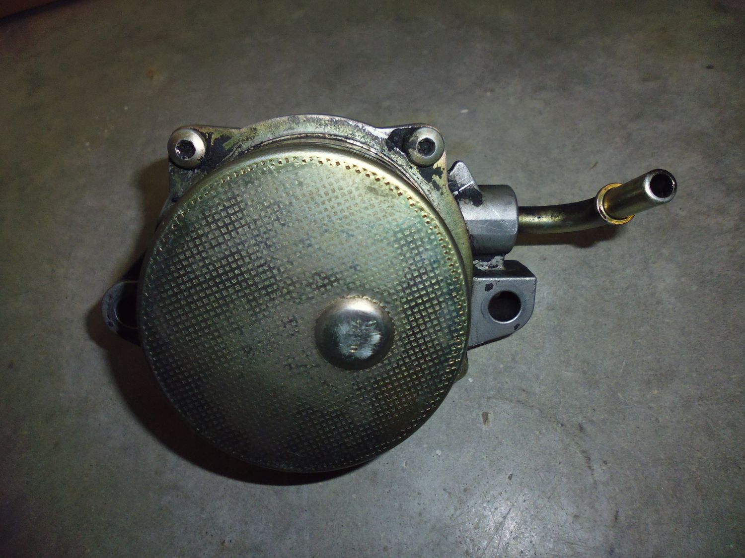 Depressore pompa del vuoto Pierburg 7.28144.02 per peugeot, Citroen e Ford. Usato. Depressore pompa del vuoto Pierburg 7.28144.02 per peugeot, Citroen e Ford. Usato.