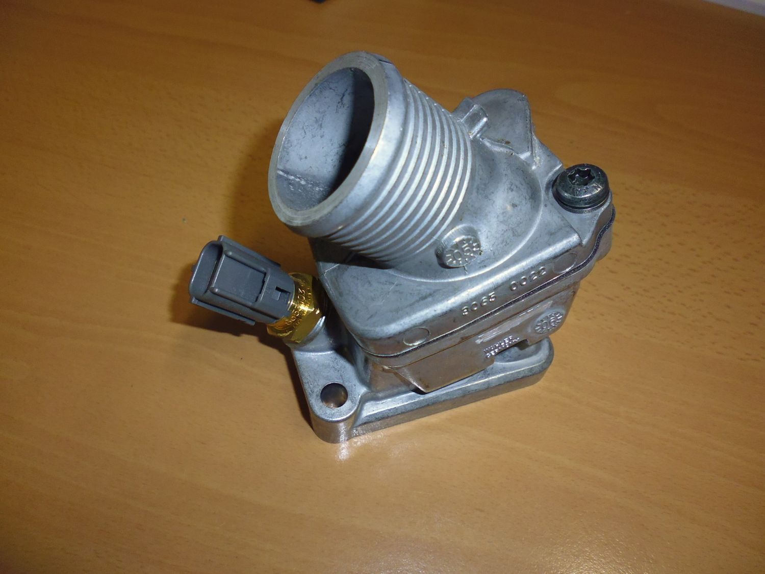 Termostato Wahler 48160090D per Volvo S60 e V70. Nuovo.