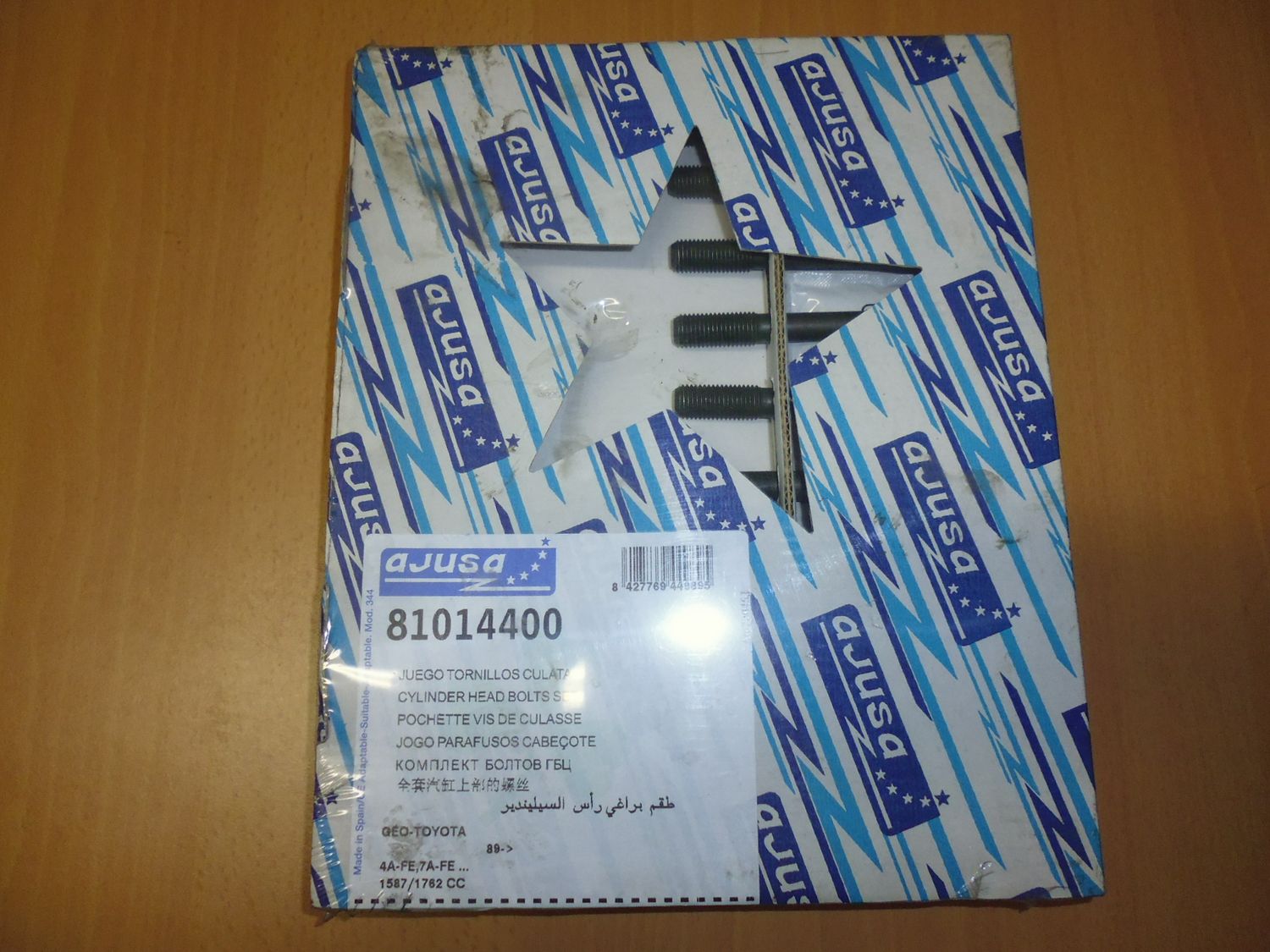 Bulloni testata kit Ajusa 81014400 per Toyota Avensis e Corolla. Nuovi.