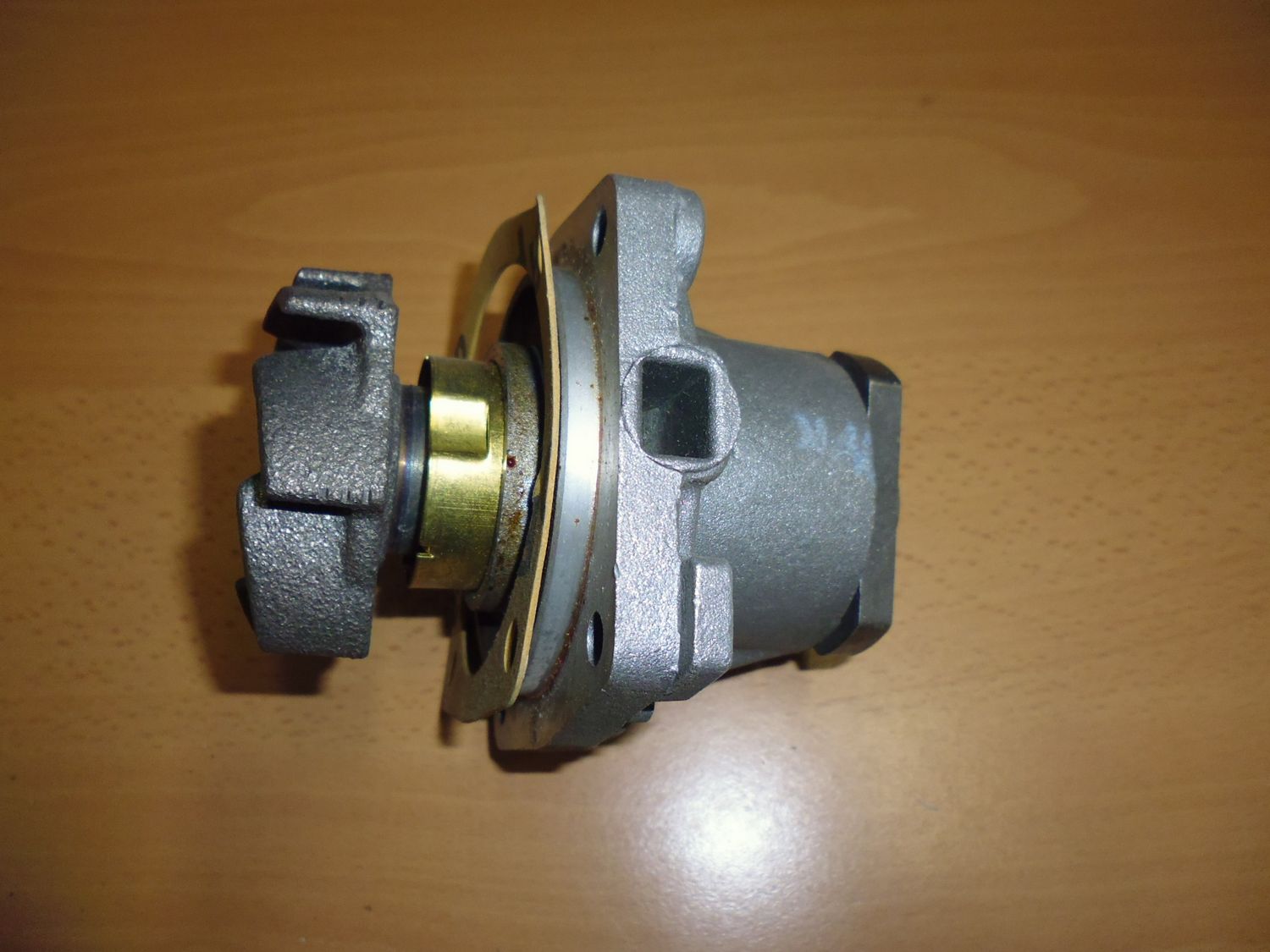 Pompa acqua Fiat 5890406 per 127, Ritmo e Y10. Nuova Pompa acqua Fiat 5890406 per 127, Ritmo e Y10. Nuova