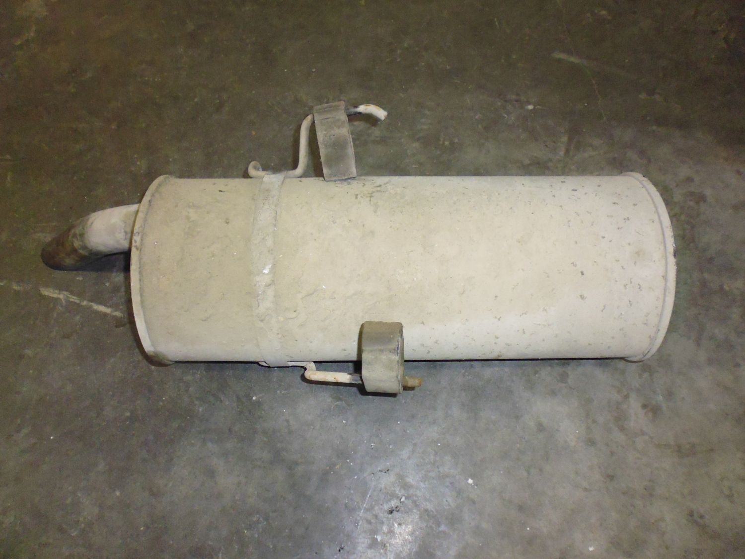 Marmitta scarico terminale per Citroen Saxo 1.5 diesel del 1997 usata.