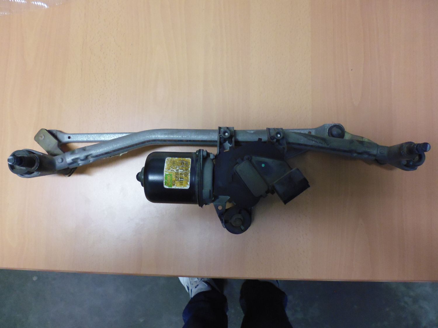 Meccanismo tergicristallo anteriore Valeo 9638117180 con motorino Valeo 53559002 per Citroen C2 C3, usato.
