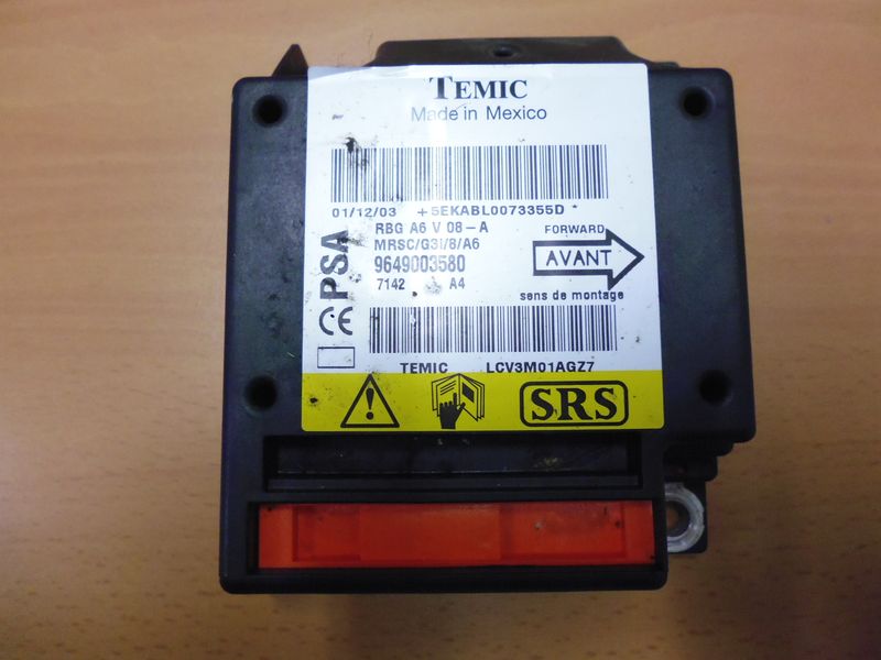Centralina airbag per Citroen C2 1.4 HDI del 2004 codice 9649003580, usata.
