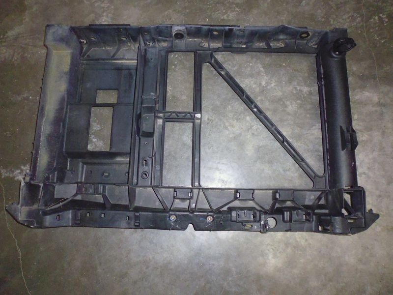 Calandra anteriore Citroen C2 usata.