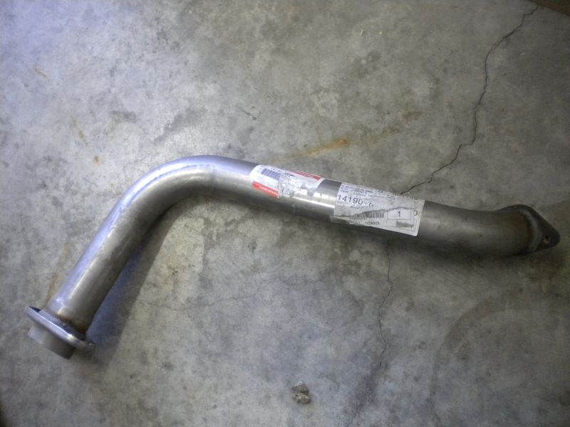 Tubo congiunzione scarico per Suzuki Vitara 1.9 diesel codice 1419086CA1. Nuovo.