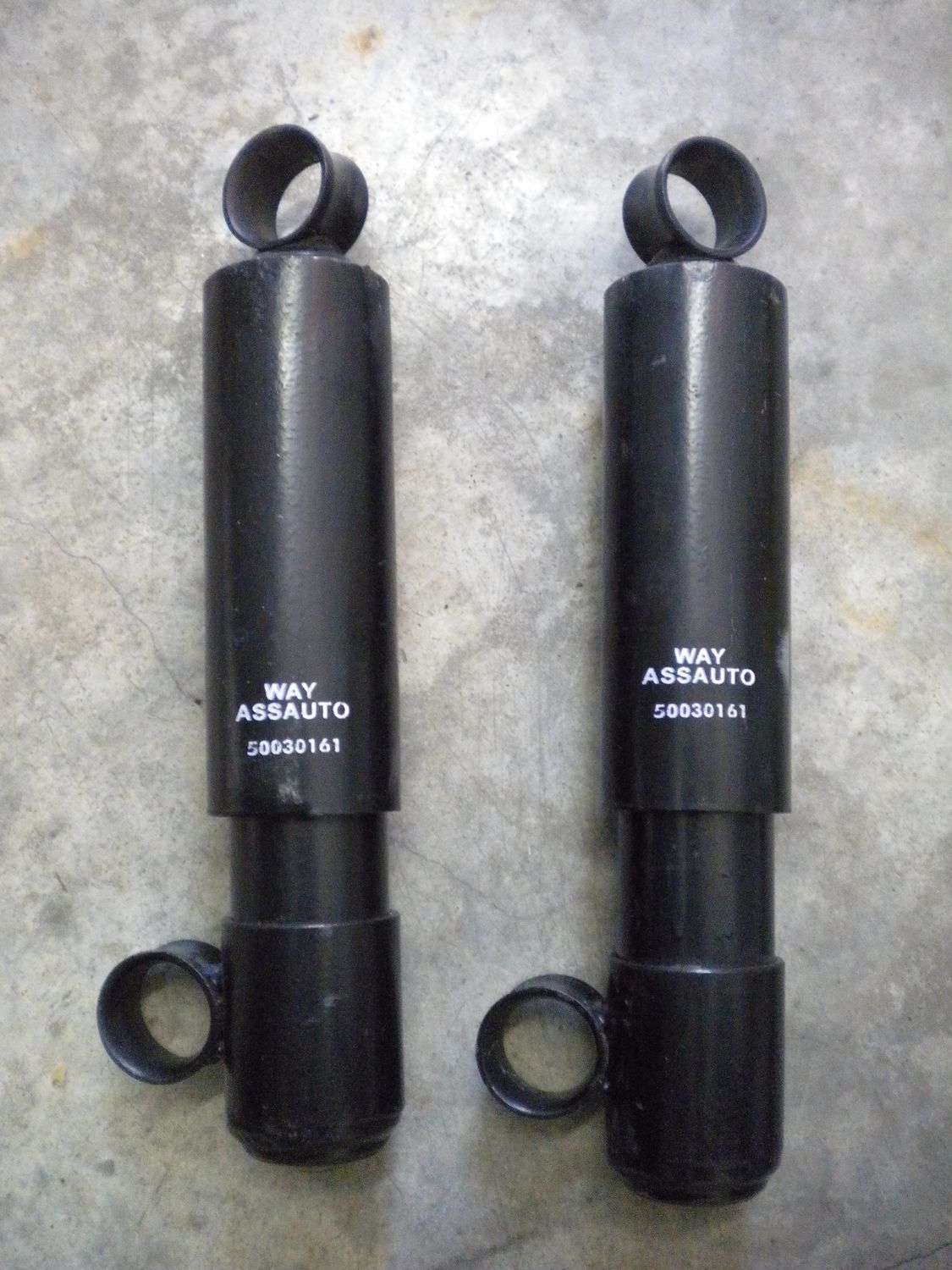 Ammortizzatori posteriori coppia Fiat panda 141A codice 50030161. Nuovi.