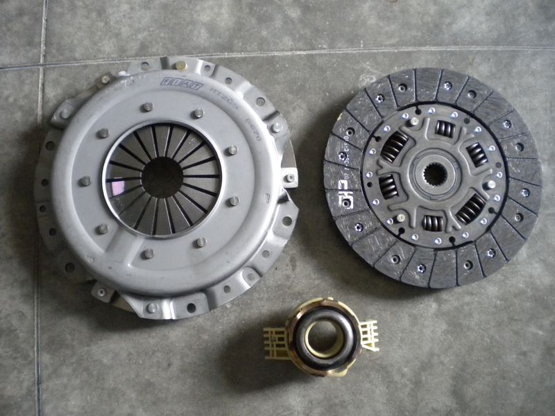 kit frizione AP per motori Fiat 1.9 TD codice 71711439. Nuovo.