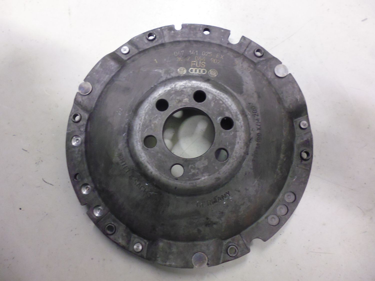 Spingidisco frizione Volkswagen/Audi 067141025EX. Nuovo.
