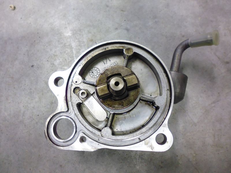 Depressore, pompa del vuoto LUK VAPEC 14S per Toyota Yaris 1.4d 4d.