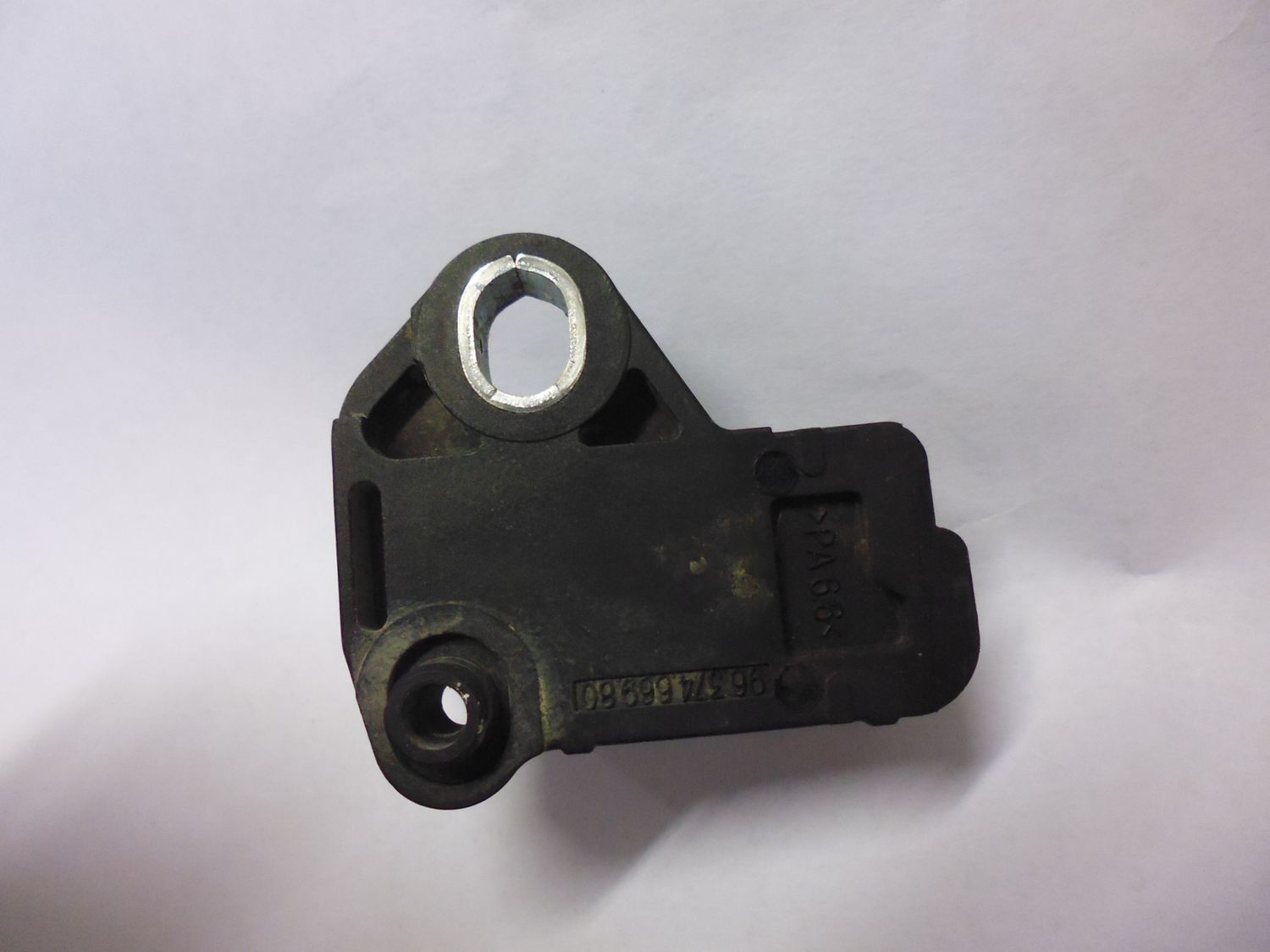 Sensore di giri 9637466980 per motori 1.6 HDI e TDCI.