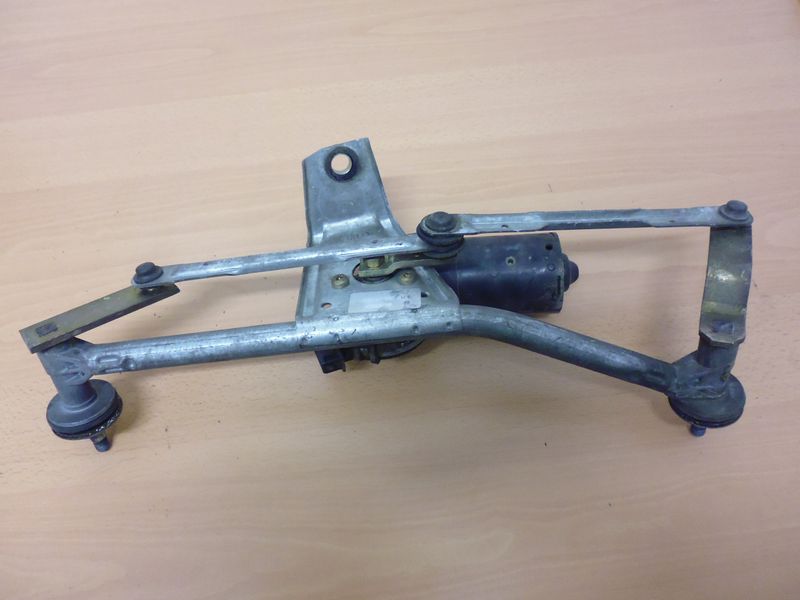 Motorino tergicristallo con tandem per Peugeot 206.