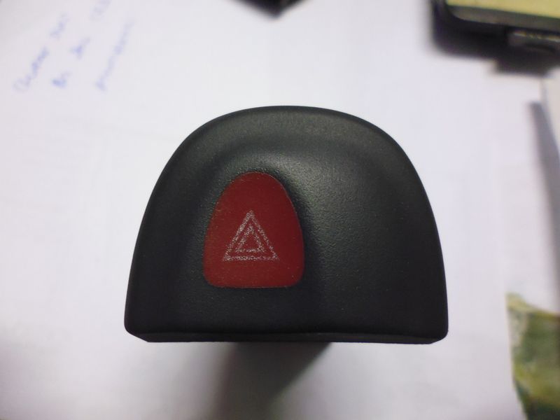 Interruttore 4 frecce, hazard, Renault Megane del 2000 usato.