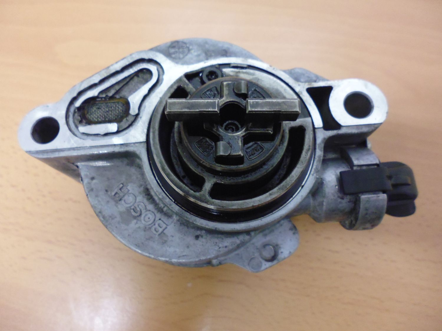 Depressore, pompa del vuoto Bosch 0156-2B per motori 1.6 HDI TDCI.