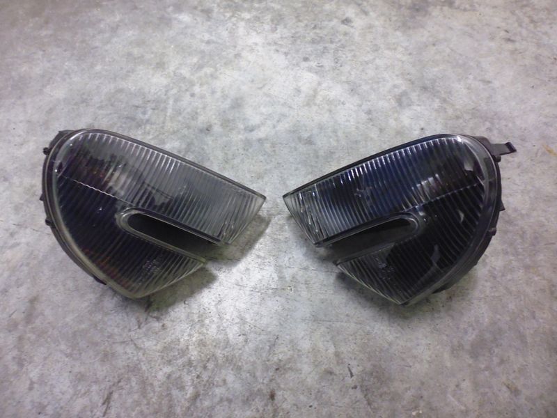 Frecce anteriori per Alfa Romeo 147 usate.