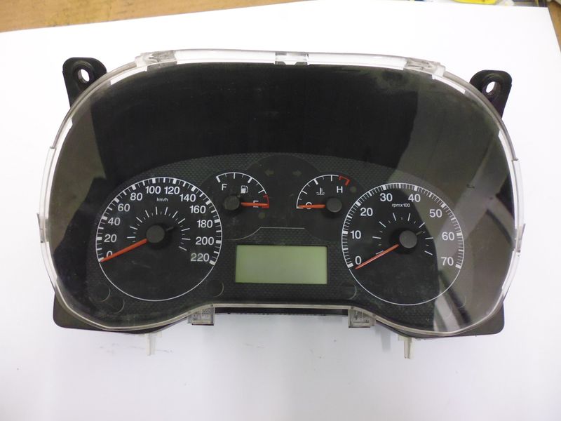 Quadro strumenti Fiat Grande Punto 1.3 MJT usato.