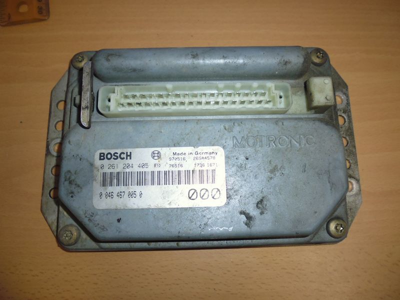 Centralina motore Bosch 0261204405 per Fita Bravo Brava 1.4 12v, usata.