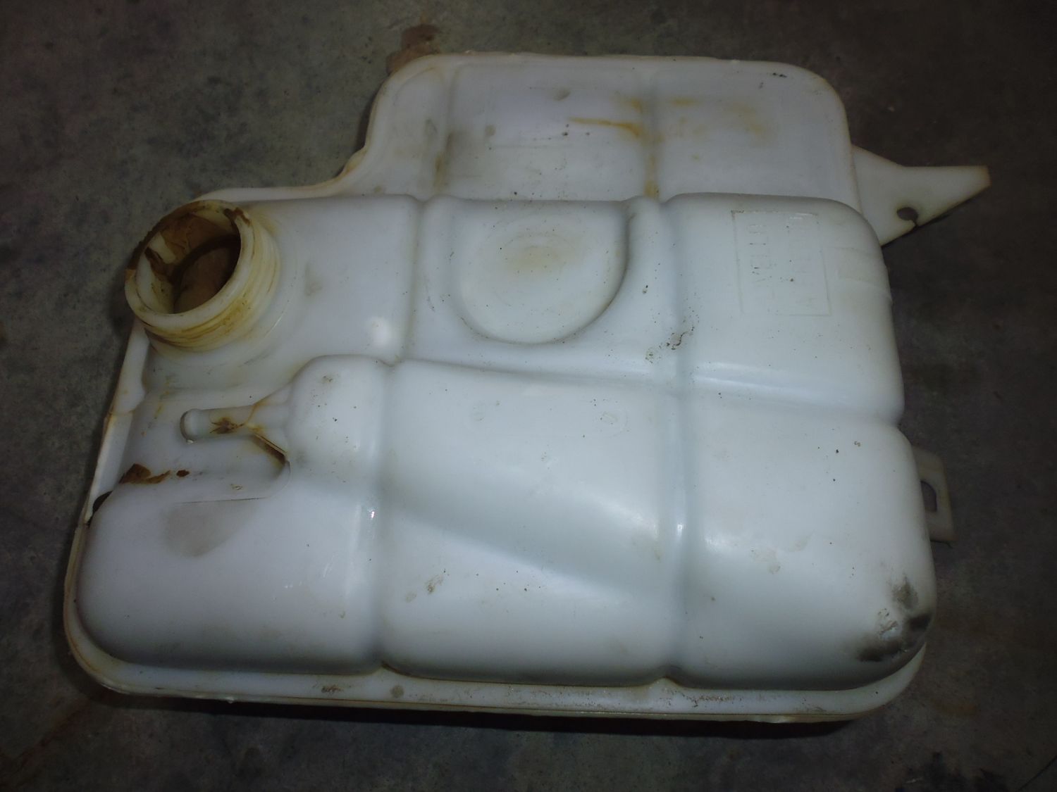 Vaschetta vaso espansione liquido radiatore per Alfa Romeo 146 2.0 TD, usata.