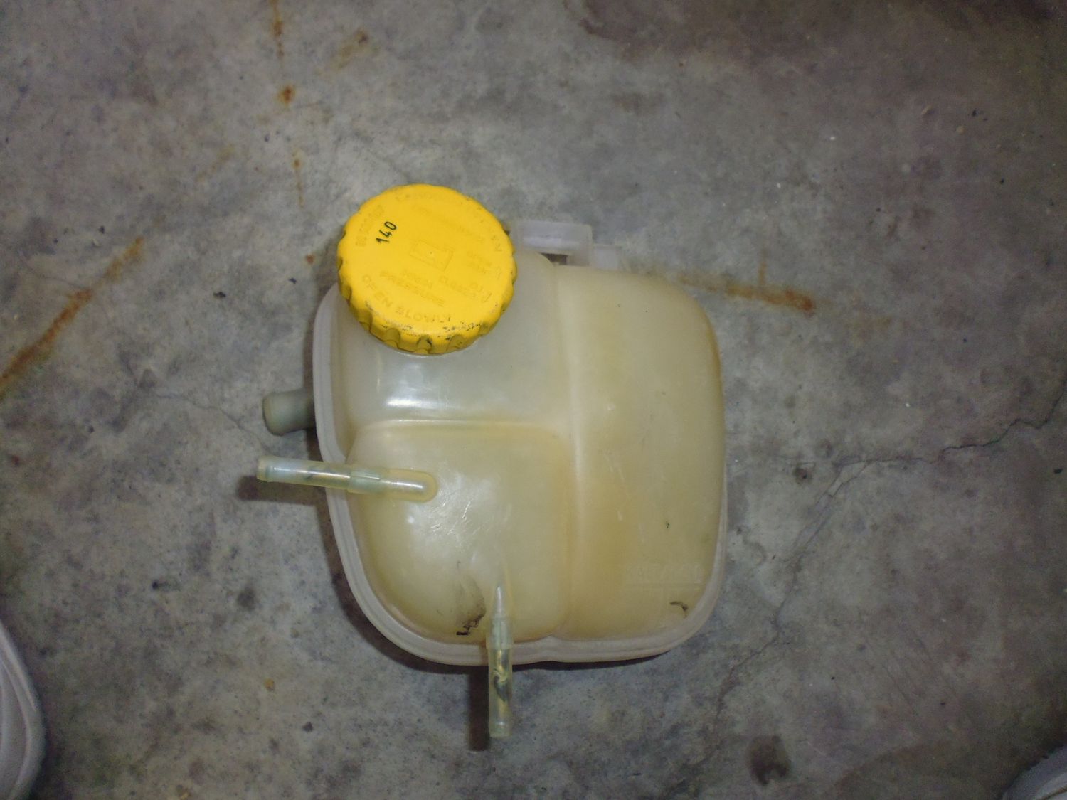 Vaschetta espansione liquiddo radiatore per Opel Astra G, usata.